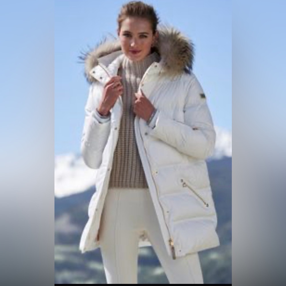 Bogner Dea Down Coat Women’s 8 White Finn Raccoon Fur Hood Long Jacket Gorsuch